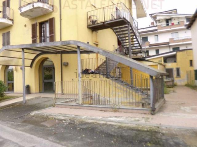 Capannone in vendita di 270 m² in Via Giuseppe Verdi, 3