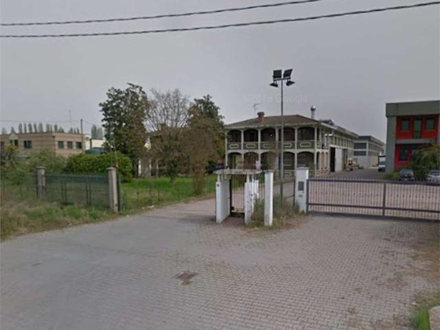 Capannone in vendita di 2845 m² in Via del Santo, 95