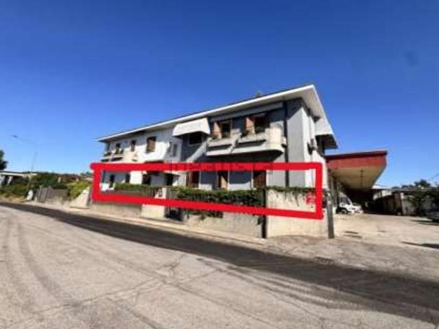 Capannone in vendita di 2881 m² in Via Giorgio La Pira