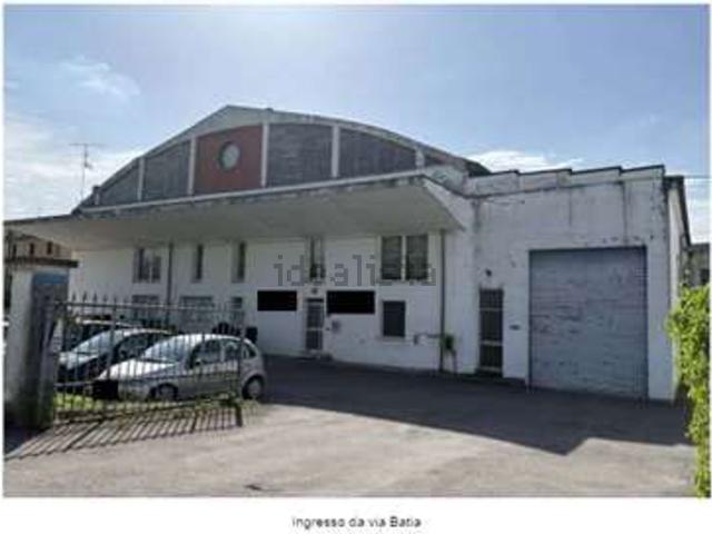 Capannone in vendita di 3154 m² in Via Bastia, 124