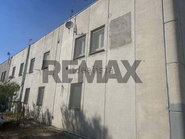 Capannone in vendita di 320 m²