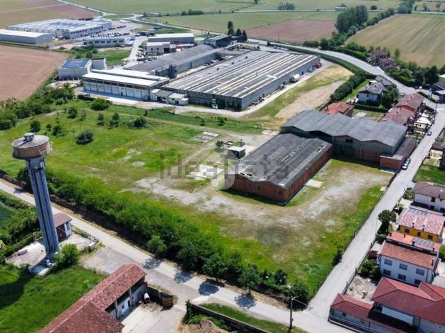 Capannone in vendita di 3293 m² in Via Europa, 2