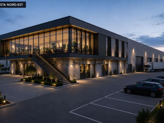 Capannone in vendita di 3350 m² in Via Cognaro, 28