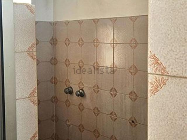 Capannone in vendita di 344 m² in Viale Lombardia
