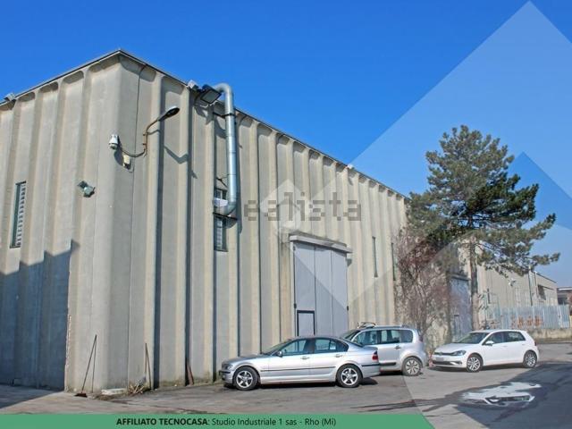 Capannone in vendita di 3500 m² in Via Niccolò Copernico