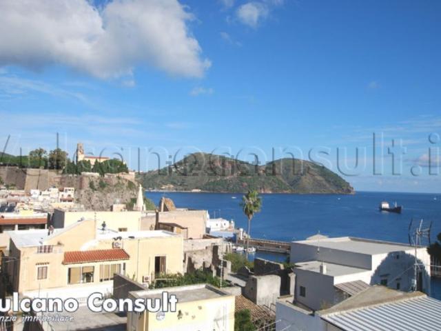 Capannone in vendita di 350 m²