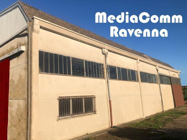 Capannone in vendita di 350 m²