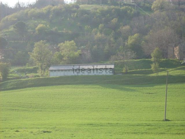 Capannone in vendita di 350 m² in Via Valle Del Samoggia, 5364