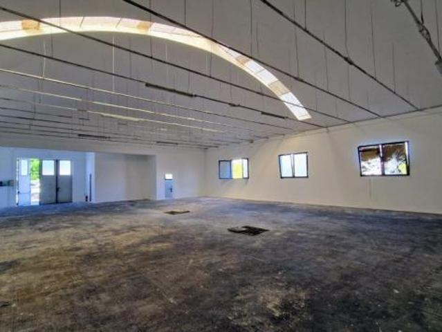 Capannone industriale in affitto a Santa Croce sull'Arno 320 mq Rif: 1122572