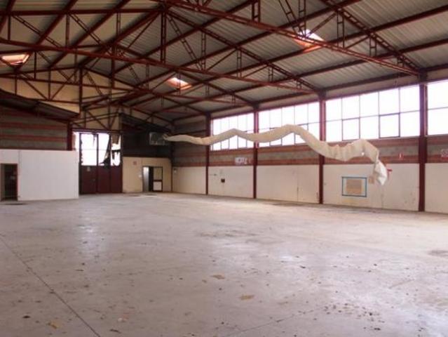 Capannone industriale in vendita a Castelfiorentino 674 mq Rif: 665999