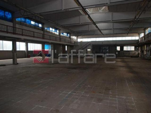 Capannone industriale in vendita a Gello Pontedera 1245 mq Rif: 622032