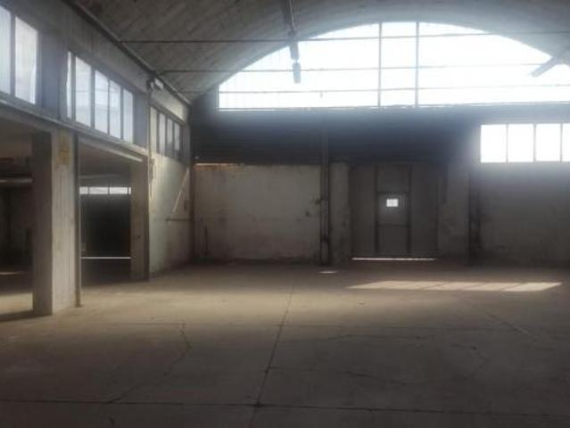 Capannone industriale in vendita a La Bianca Pontedera 550 mq Rif: 622129