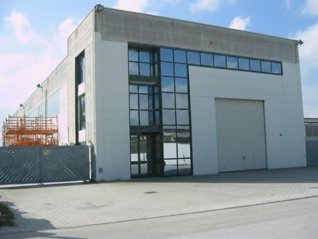 Capannone industriale in vendita a Perignano Casciana Terme Lari 1871 mq Rif: 1395794