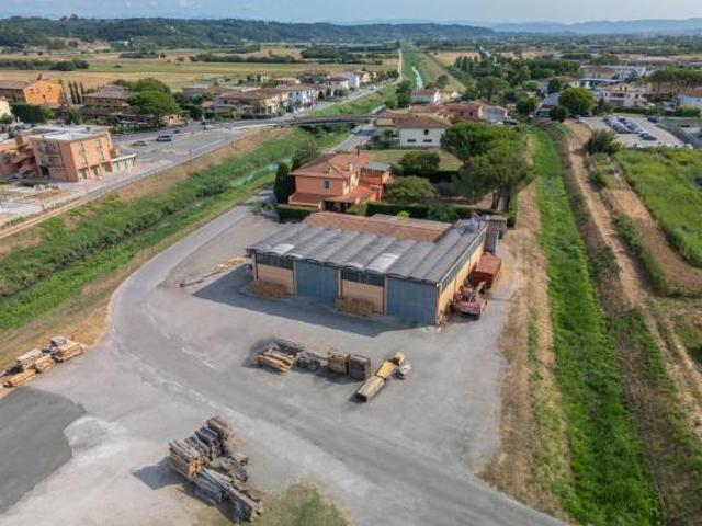 Capannone industriale in vendita a Ponticelli Santa Maria a Monte 608 mq Rif: 1426475