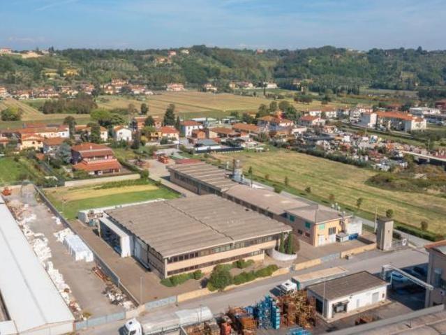 Capannone industriale in vendita a Santa Maria a Monte 3000 mq Rif: 1069065