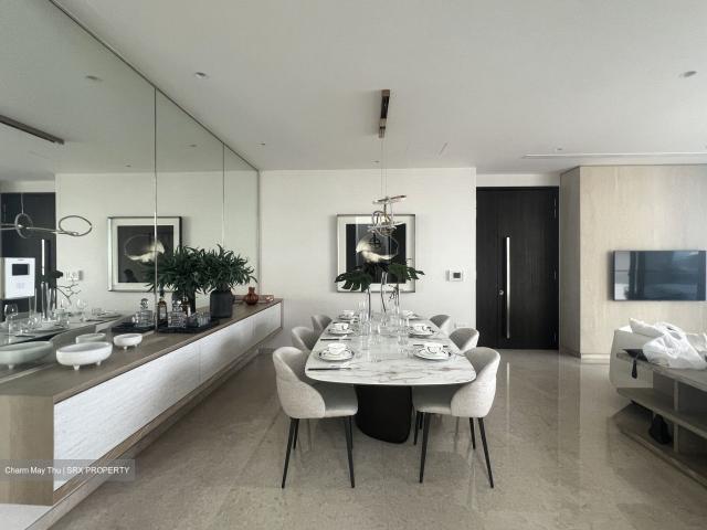 Cape Royale D4, Condominium