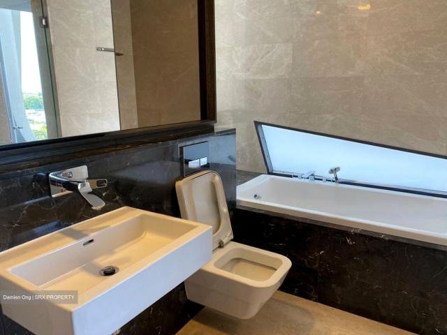 Cape Royale D4, Condominium