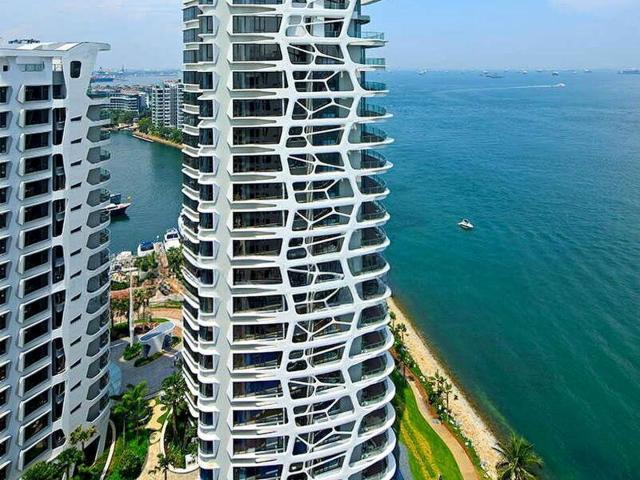 Cape Royale D4, Condominium