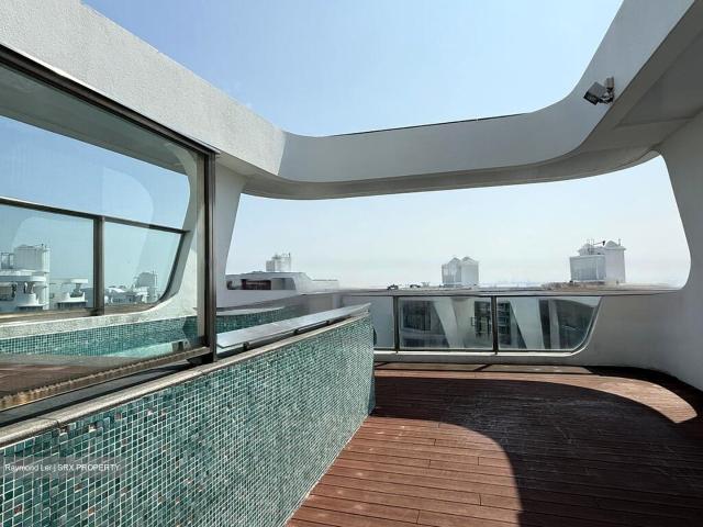 Cape Royale D4, Condominium