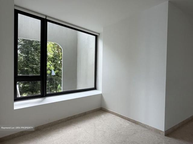 Cape Royale D4, Condominium