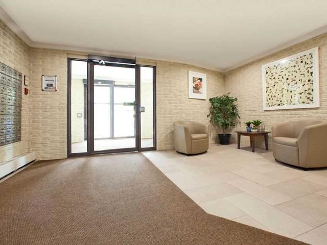 Capitol Hill Apartments 2 Bedroom Apartment for Rent at 11 Overlea Dr, Kitchener, ON N2M 5C8 Forest Hill