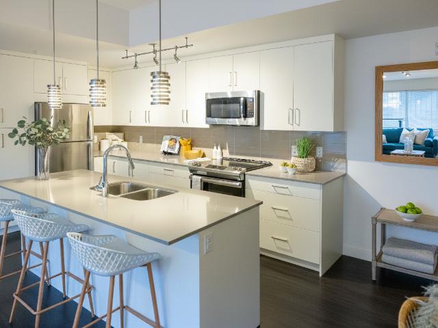 CAPITAL Apartments in Downtown Edmonton 2 Bedroom Apartment for Rent at 10043 108 St Nw, Edmonton, AB T5J 0L3 Downtown Edmonton