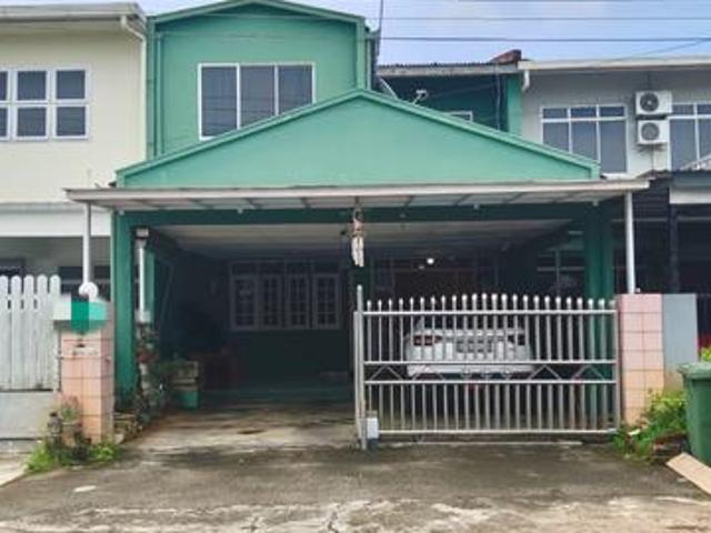 Capital Garden Double Storey House For Sale At 4 Miles Below Value