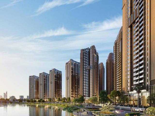 Capital Square Da Nang high end at Han River