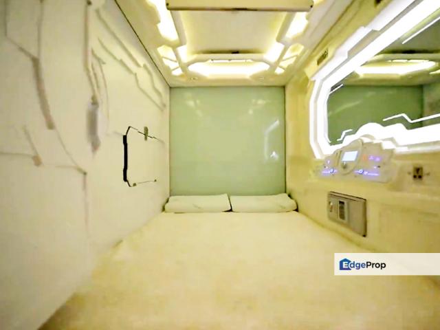 Capsule Hotel W/Lift Tun Sambanthan 4 Storey Commercial Building Shop For RENT
