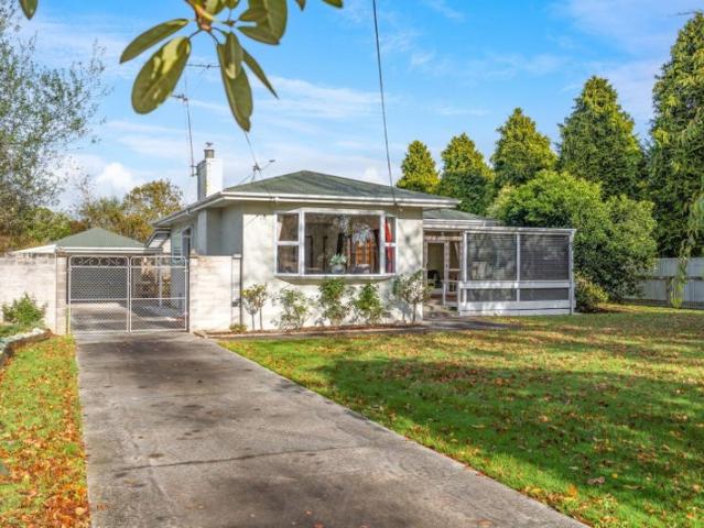 carterton, 3 bedrooms