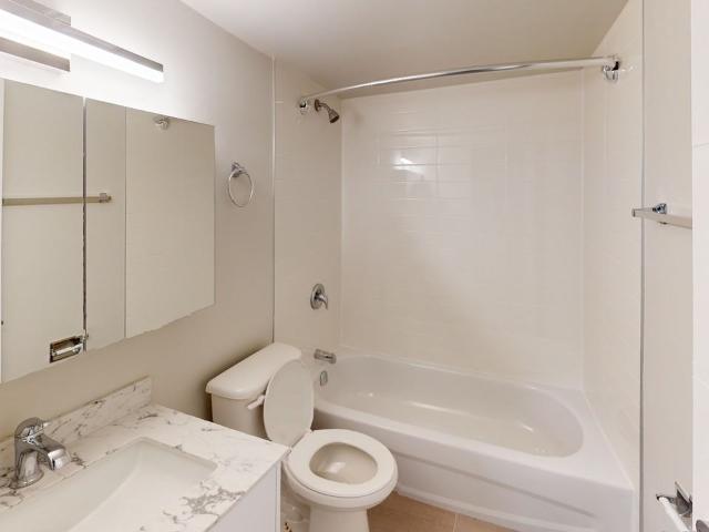 Cartier Street 2 Bedroom Apartment for Rent at 8790 Cartier St, Vancouver, BC V6P 4V2 Marpole