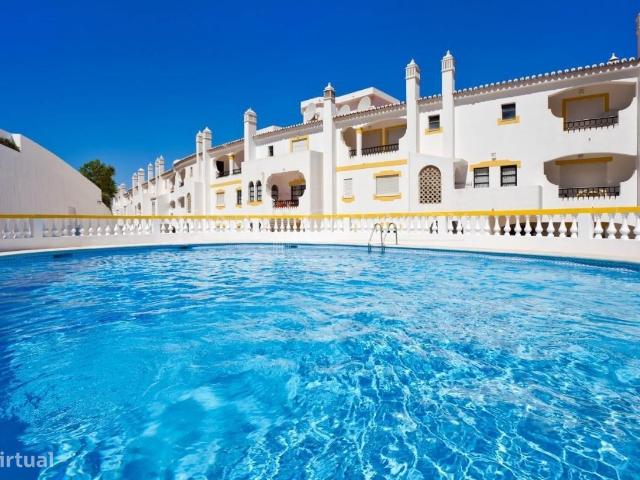 Carvoeiro Apartamento T1 no 1 andar com terrao