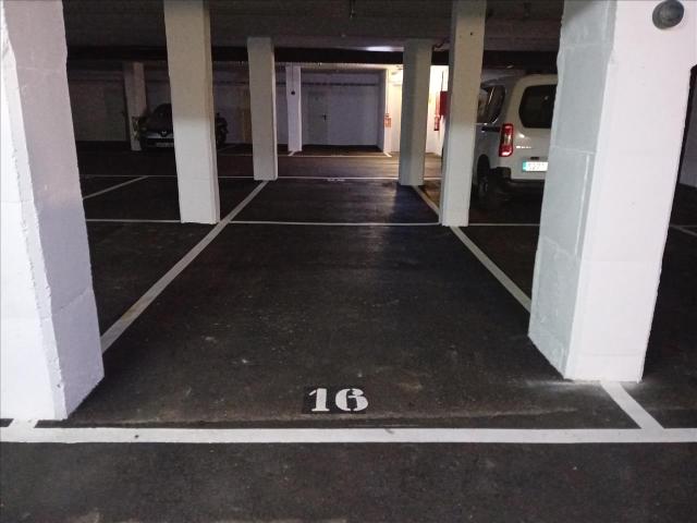 car park 13 m2 Entrambasaguas