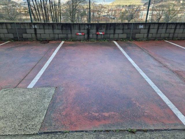 Parking en venta en Olot, Girona en Sant Jordi