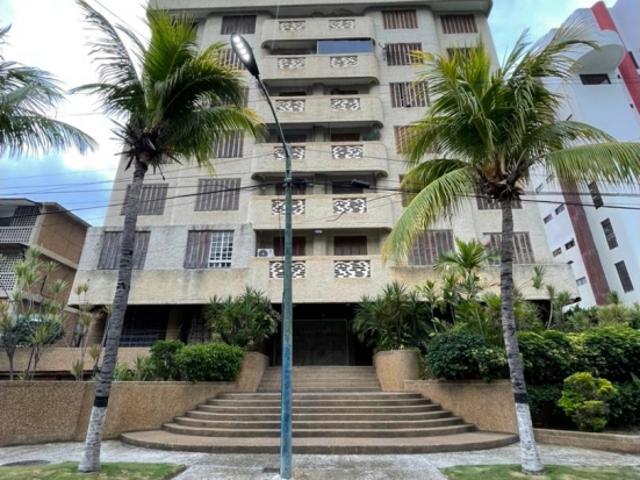 Caraballeda Penthouse En La Guaira 240mts2/2hab/2bañ/2pe