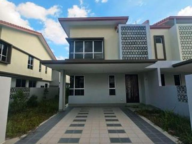 Caralyn 2 Double Storey SemiD Cluster Alam Sari Bangi