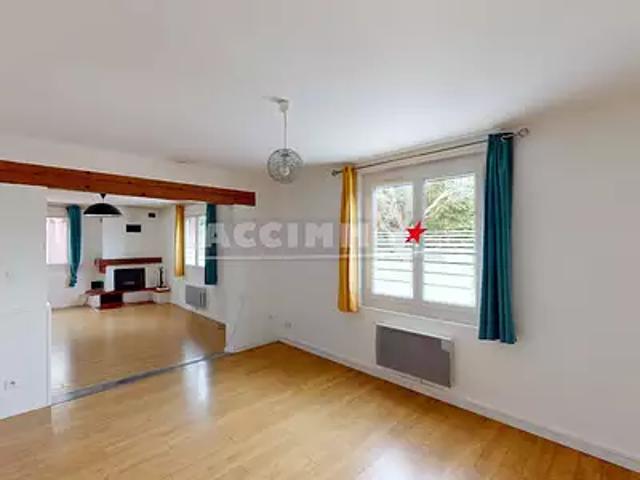 Caraman 31460 Location maison 6 pièces t6 au dernier étage terrasse