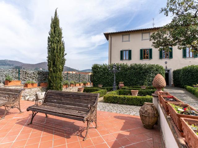 Caratteristica porzione di dimora storica in contesto esclusivo Bagno A Ripoli | Italiana Immobiliare | Italiana Immobiliare