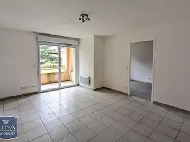 Carcassonne 11000 Location appartement 2 pièces t2 cave parking