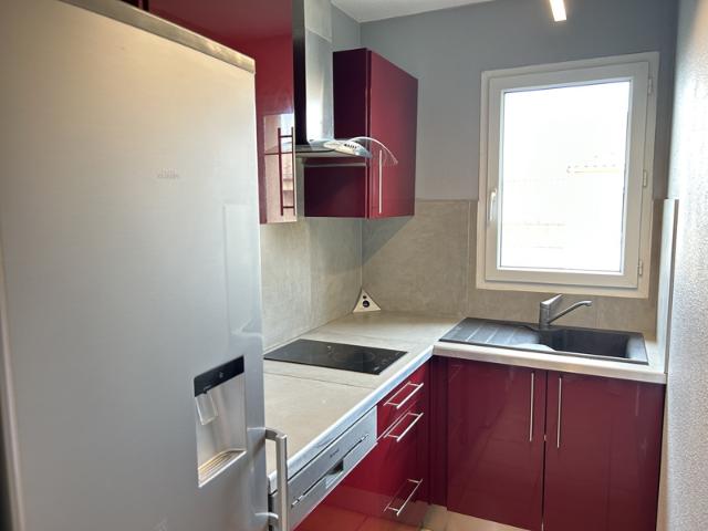 CARCASSONNE T2 DE STANDING NON MEUBLE TERRASSE PARK