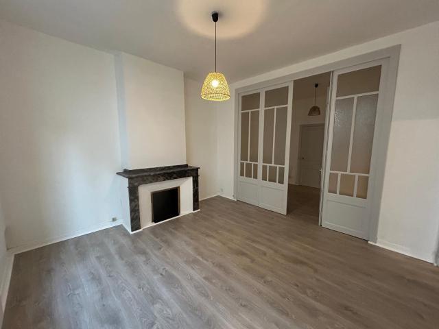 CARCASSONNE APPARTEMENT TYPE 2 CENTRE VILLE