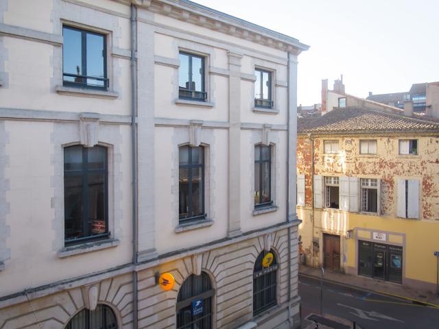 CARCASSONNE – CENTRE – à louer meublé bel appartement 2 pièces – 51m²