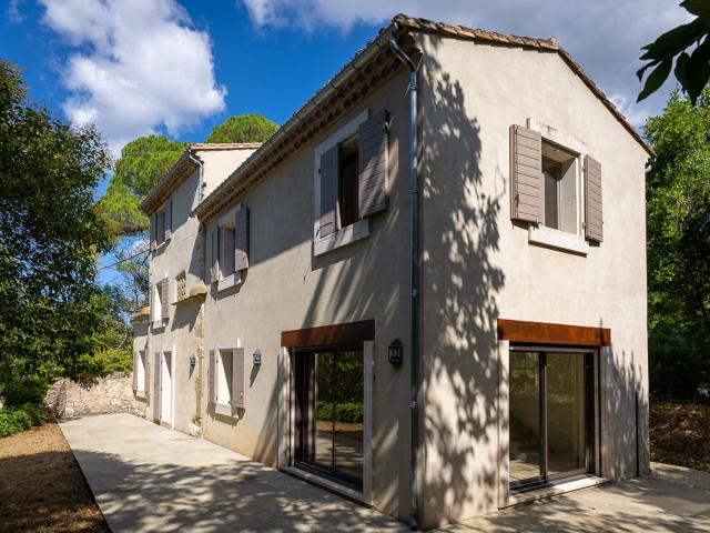 CARCASSONNE – CONQUES S/ORBIEL A louer Maison de Caractère 144m² T5 avec jardin de 1400m²