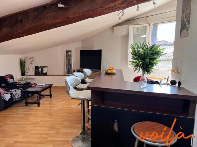 Carcassonne Ensemble immobilier: Local + Appartement 126m² Carcassonne
