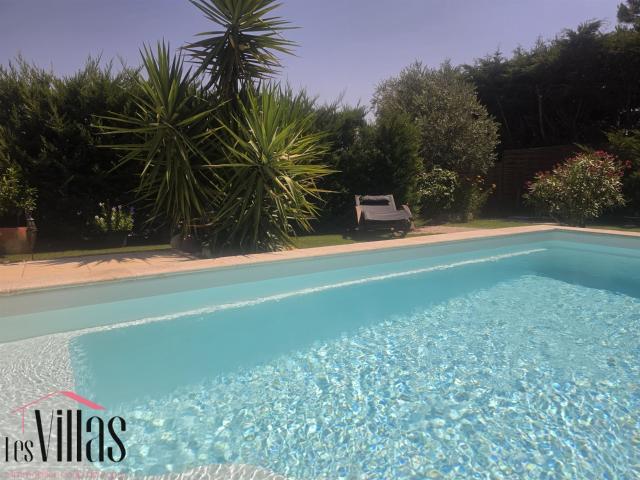 CARCASSONNE Maison plain pied 117 m2 | 3 chambres | Piscine. 117m² Carcassonne