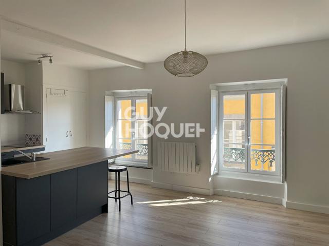 CARCASSONNE: Proche place Carnot Studio renové