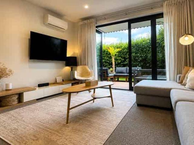 Carder Court, Hobsonville, Waitakere City