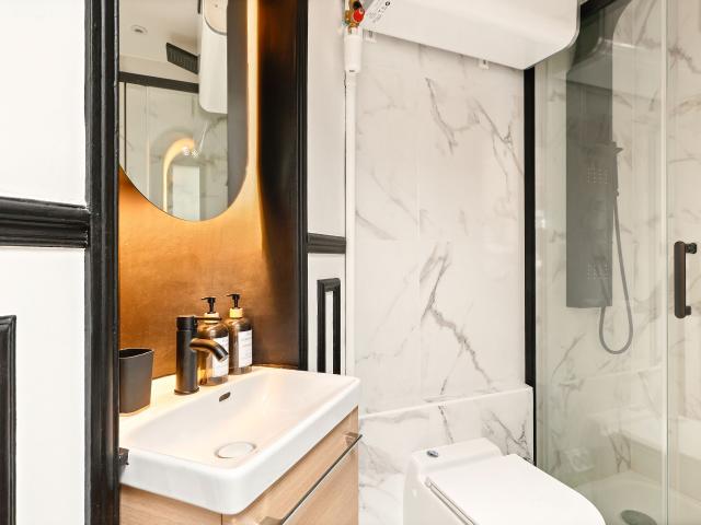 Cardinal Suite: Studio with a panoramic balcony
