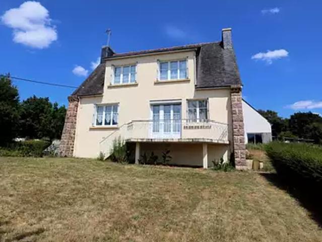 Carhaix Plouguer 29270 Achat / Vente maison 5 pièces t5
