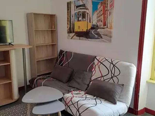 Carhaix Plouguer 29270 Location appartement 1 pièce t1